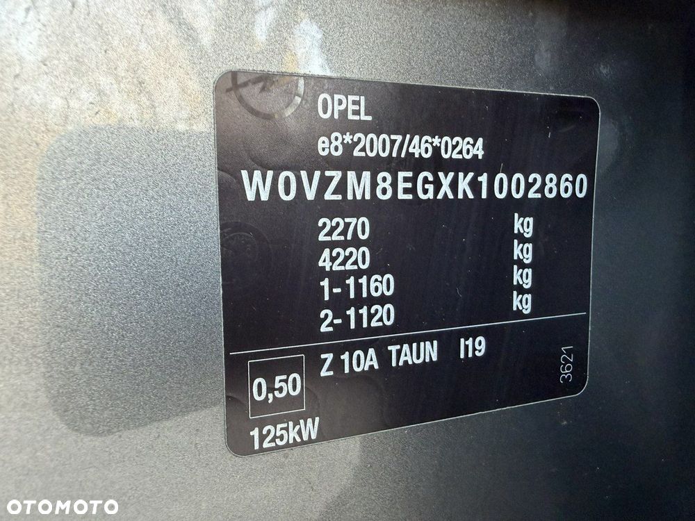 Opel Insignia - 40