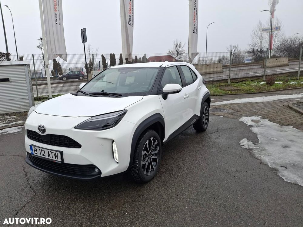 Toyota Yaris Cross 1.5 l CVT Active - 1