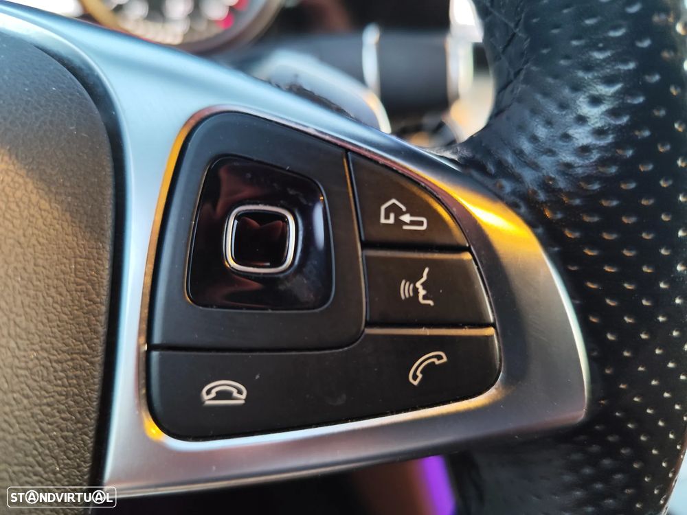 Mercedes-Benz E 220 d Cabrio 9G-Tronic AMG Line - 22