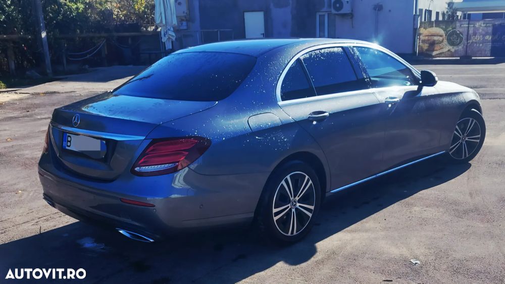 Mercedes-Benz E - 12