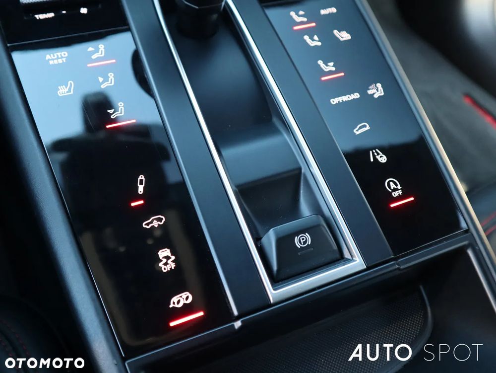 Porsche Macan GTS - 35