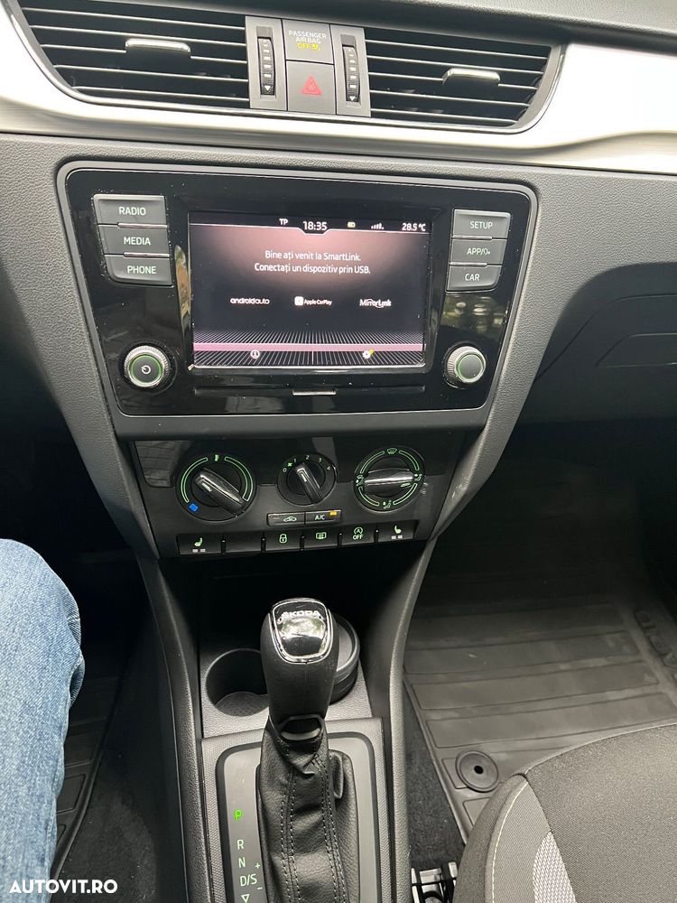Skoda RAPID Spaceback 1.4 TSI Ambition DSG - 8