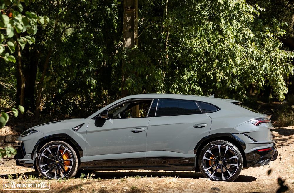 Lamborghini Urus 4.0 V8 - 4