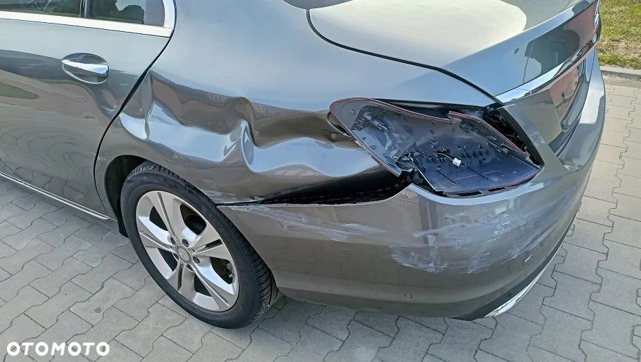 Mercedes-Benz Klasa C 220 (BlueTEC) d 7G-TRONIC Avantgarde - 12