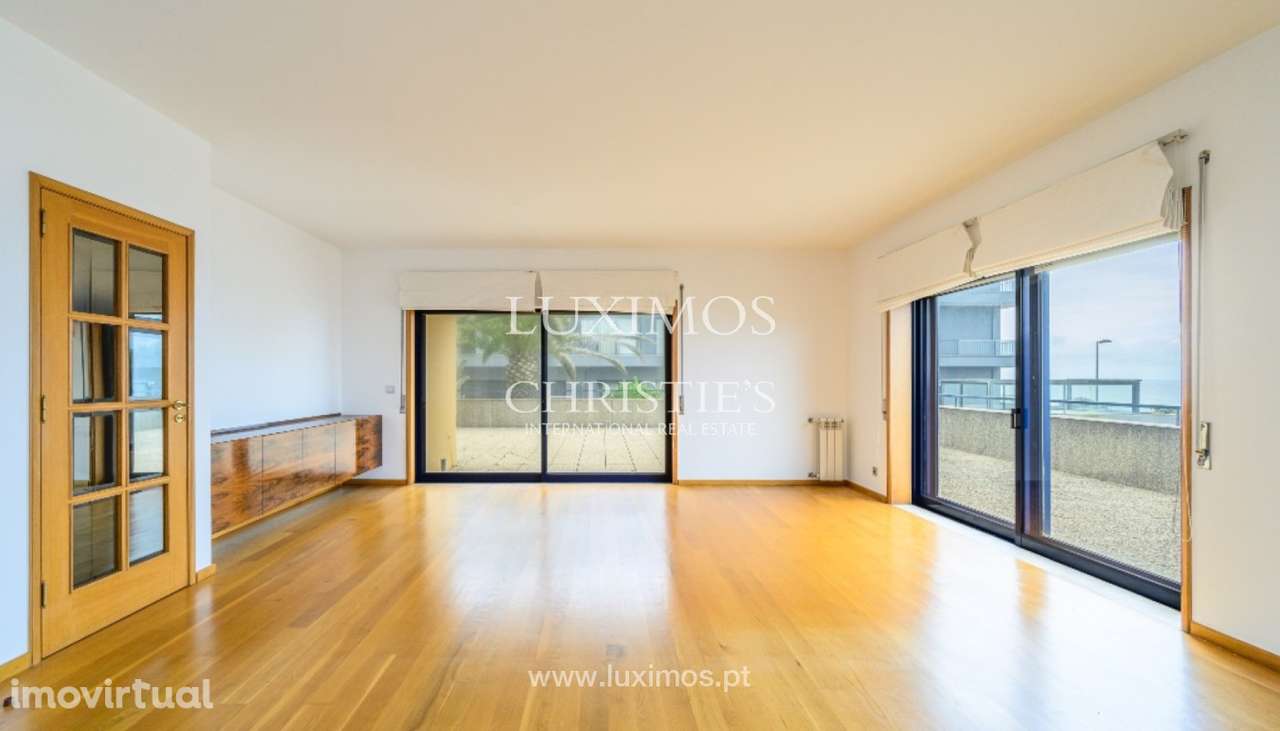 Apartamento T3 com vistas de mar, para venda, em Vila Nova de Gaia - Grande imagem: 3/20