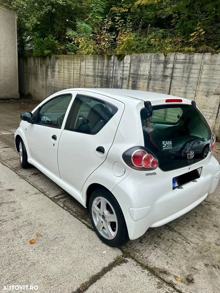 Toyota Aygo - 2