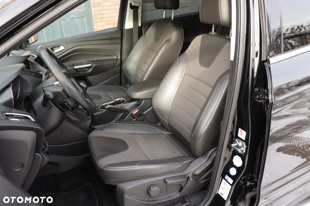 Ford Kuga 2.0 TDCi 4x2 Titanium - 34