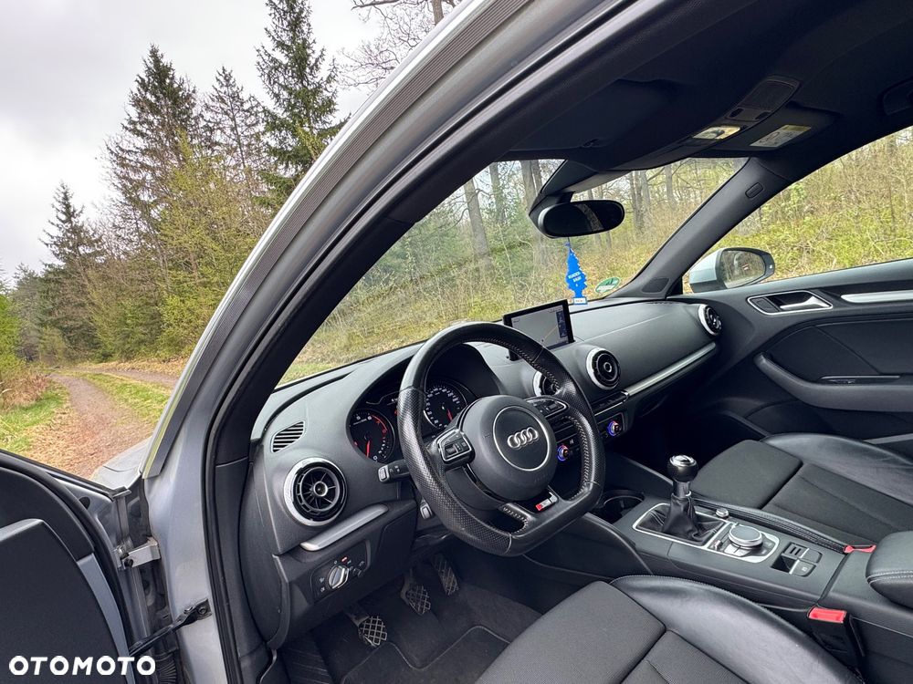 Audi A3 Sportback - 17