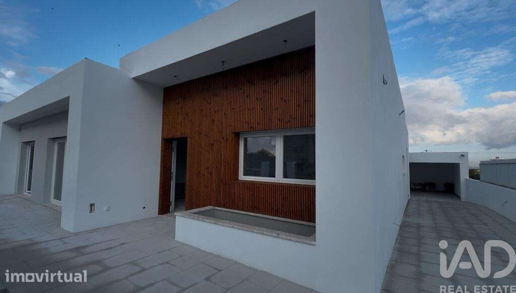 Casa / Villa T4 em Azeitão (São Lourenço e São Simão) de 580,00 m2 - Grande imagem: 2/8