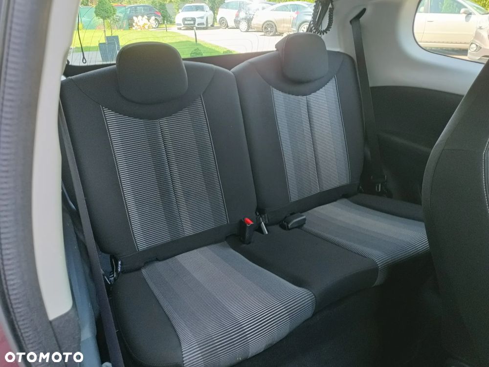 Peugeot 108 - 23