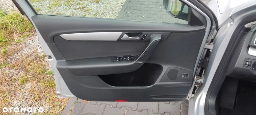 Volkswagen Passat 1.4 TSI BMT Comfortline - 21