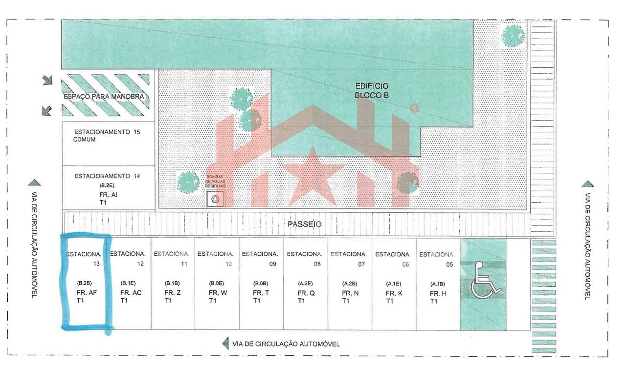 Apartamento T1 / Condomínio Fechado com Piscina / Pousos - Grande imagem: 2/3