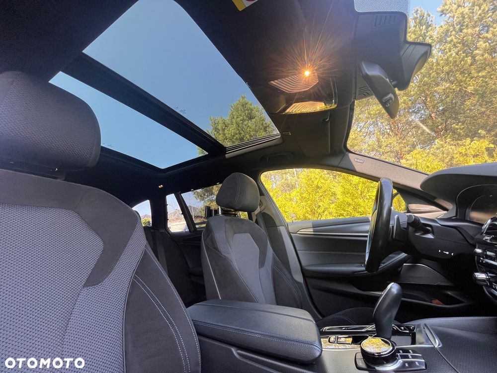 BMW Seria 5 520d M Sport Edition - 22
