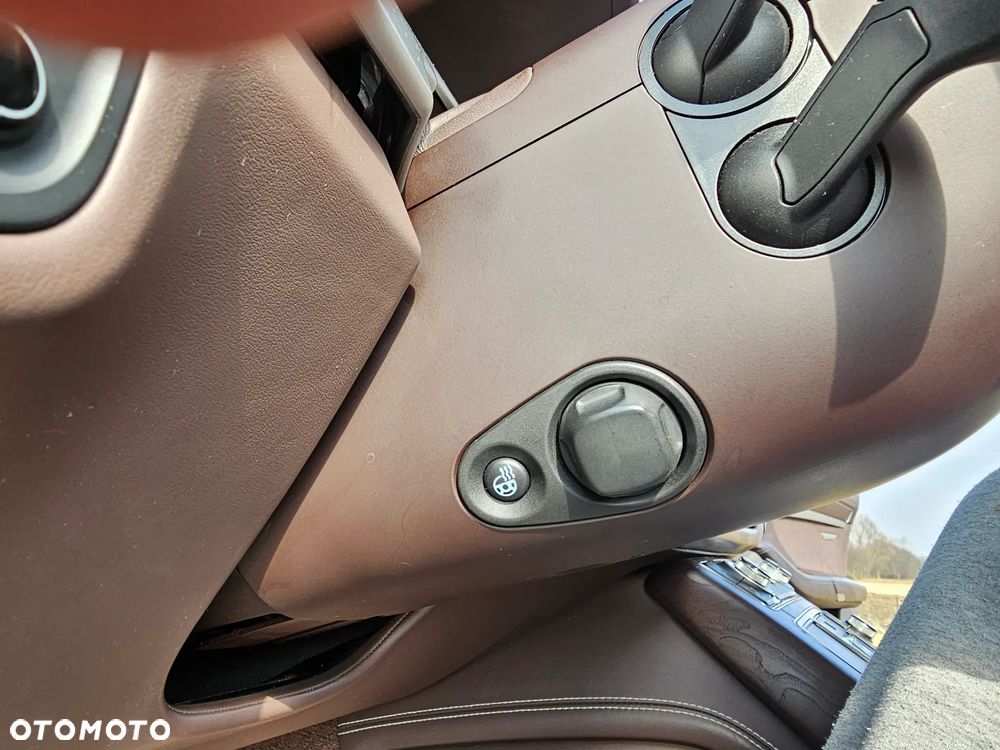 Audi A8 4.2 TDI L Quattro - 9