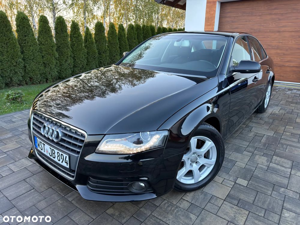 2010 Audi A4 Limousine 1.8 TFSI Attraction, photograph 10