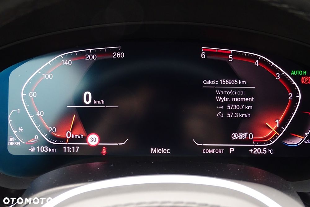 BMW Seria 5 520d xDrive MHEV Sport Line sport - 32