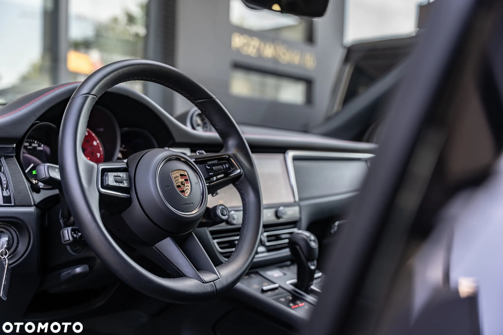 Porsche Macan GTS - 26