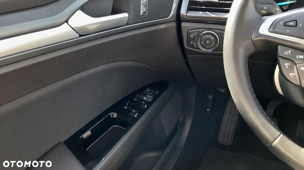 Ford Mondeo 1.5 EcoBoost Edition - 11