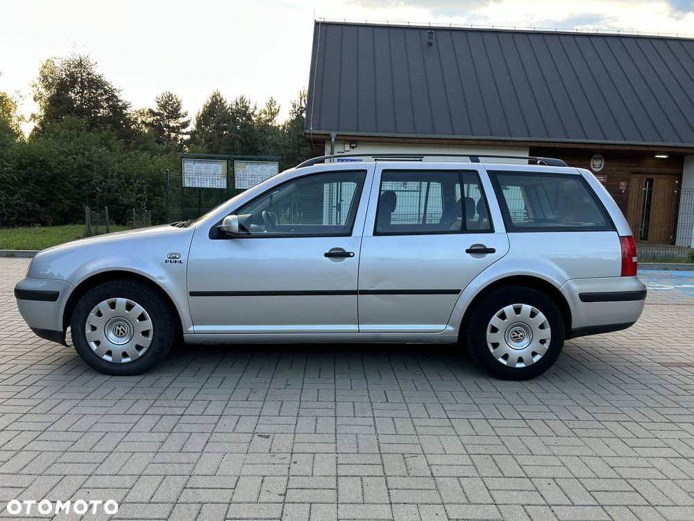 Volkswagen Golf - 4