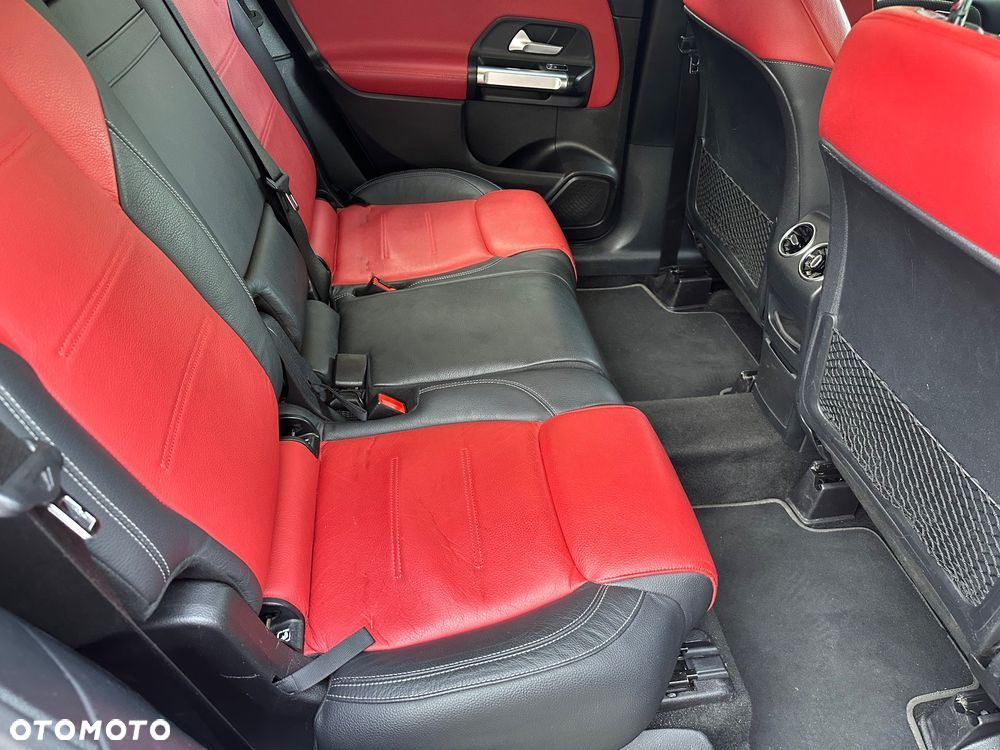 Mercedes-Benz GLB 220 d 4-Matic AMG Line 8G-DCT - 11