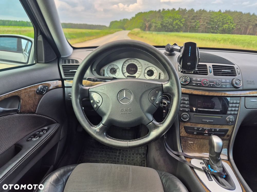 Mercedes-Benz Klasa E - 12