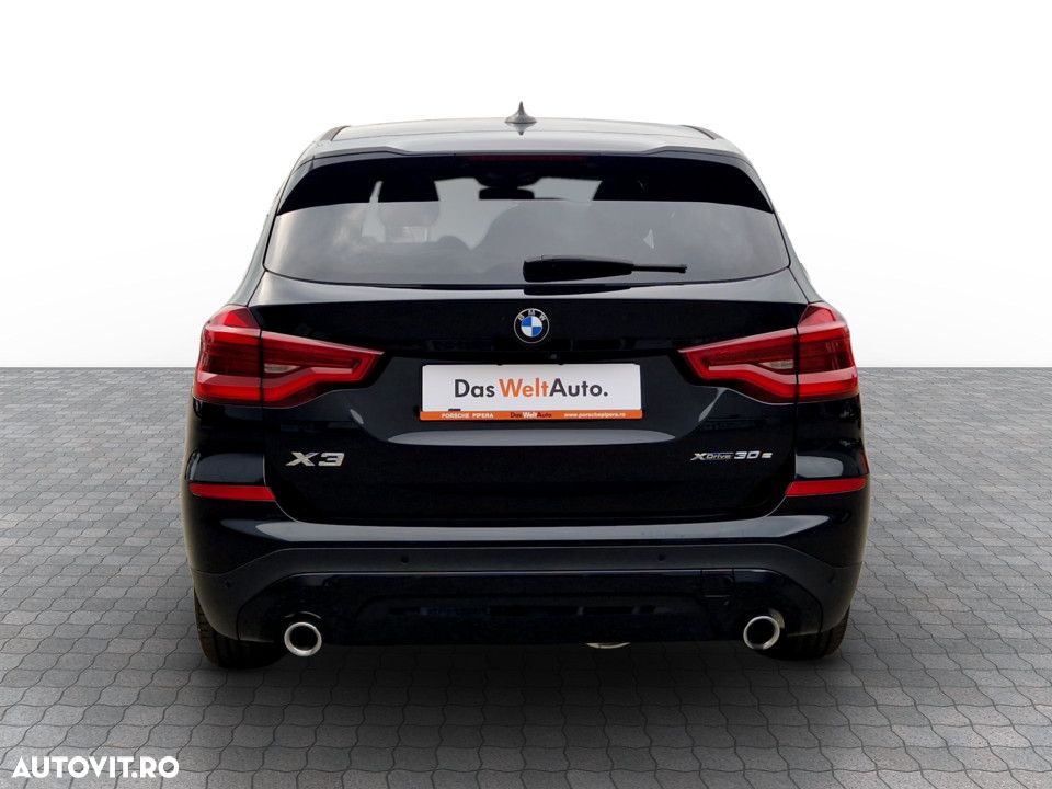 BMW X3 xDrive30e AT PHEV - 9