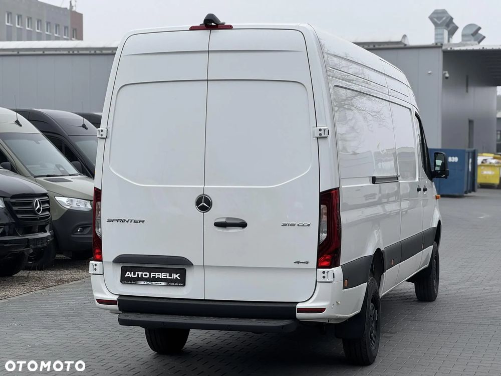 Mercedes-Benz Sprinter - 6