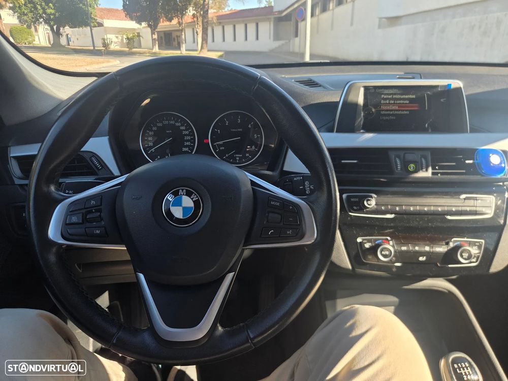 BMW X1 16 d sDrive - 26