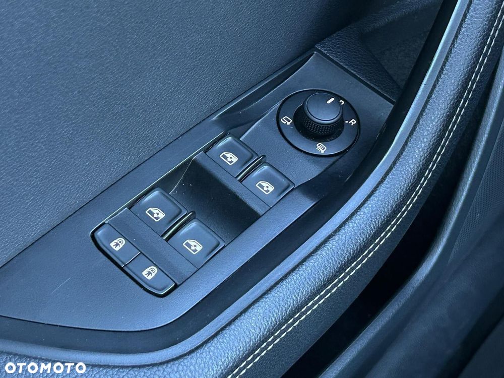 Skoda Superb 2.0 TDI SCR Style DSG - 20