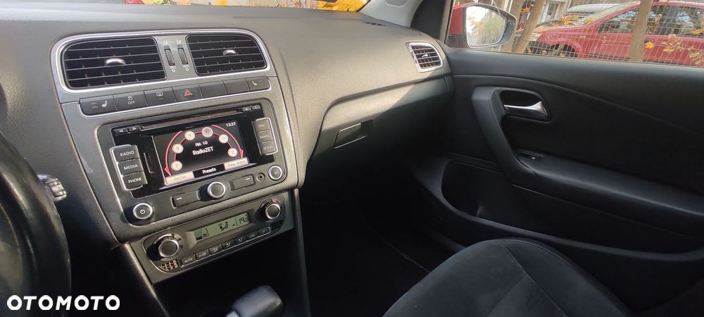 Volkswagen Polo 1.4 16V Highline DSG - 15