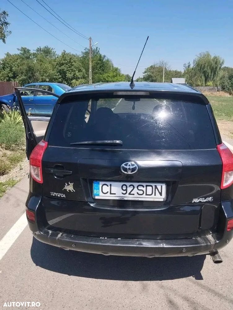 Toyota RAV4 2.2 D-4D Confort - 4