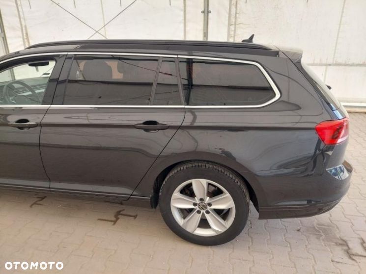 Volkswagen Passat 2.0 TDI Business DSG - 12