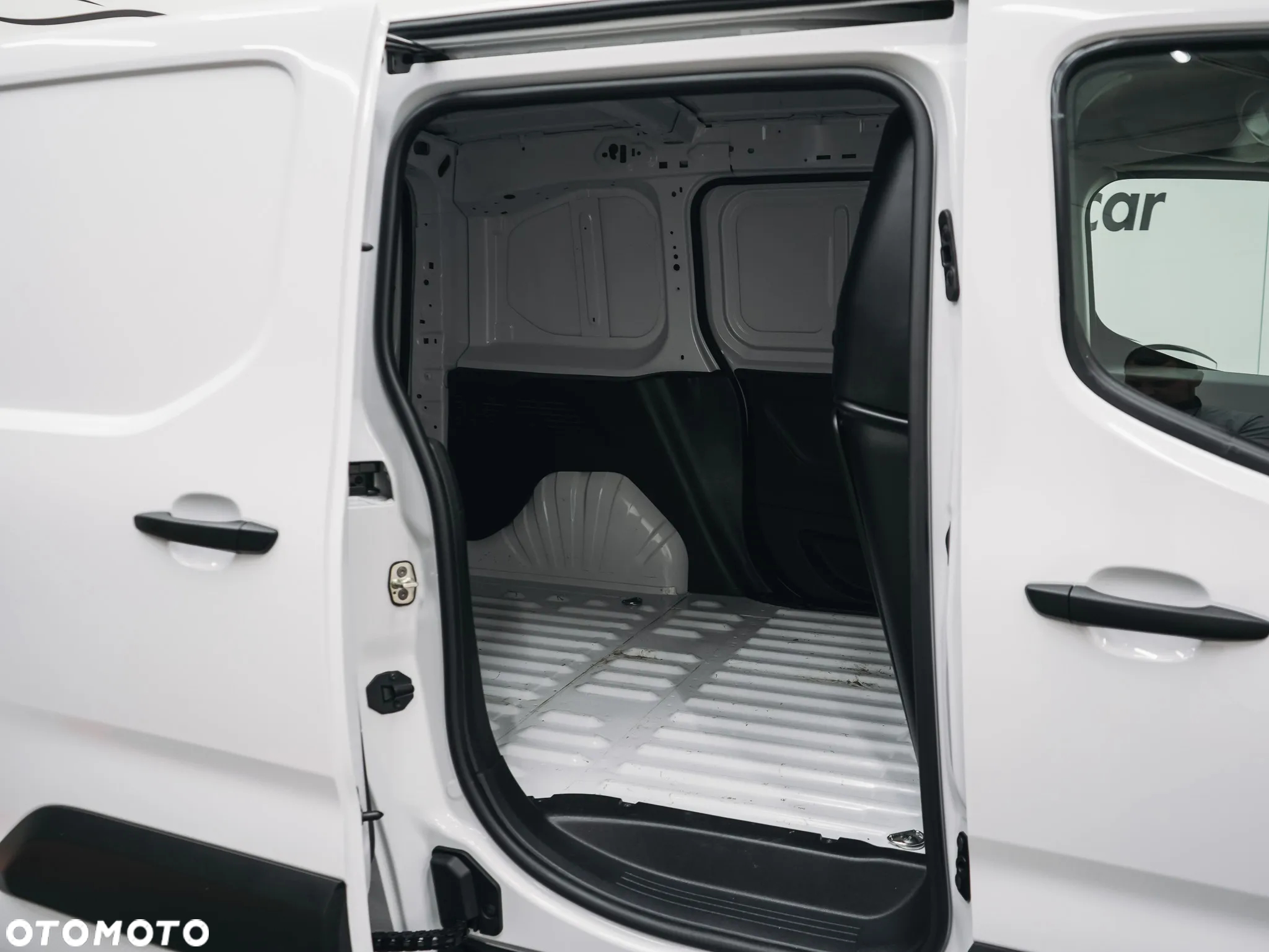 Toyota Proace City EV - 35