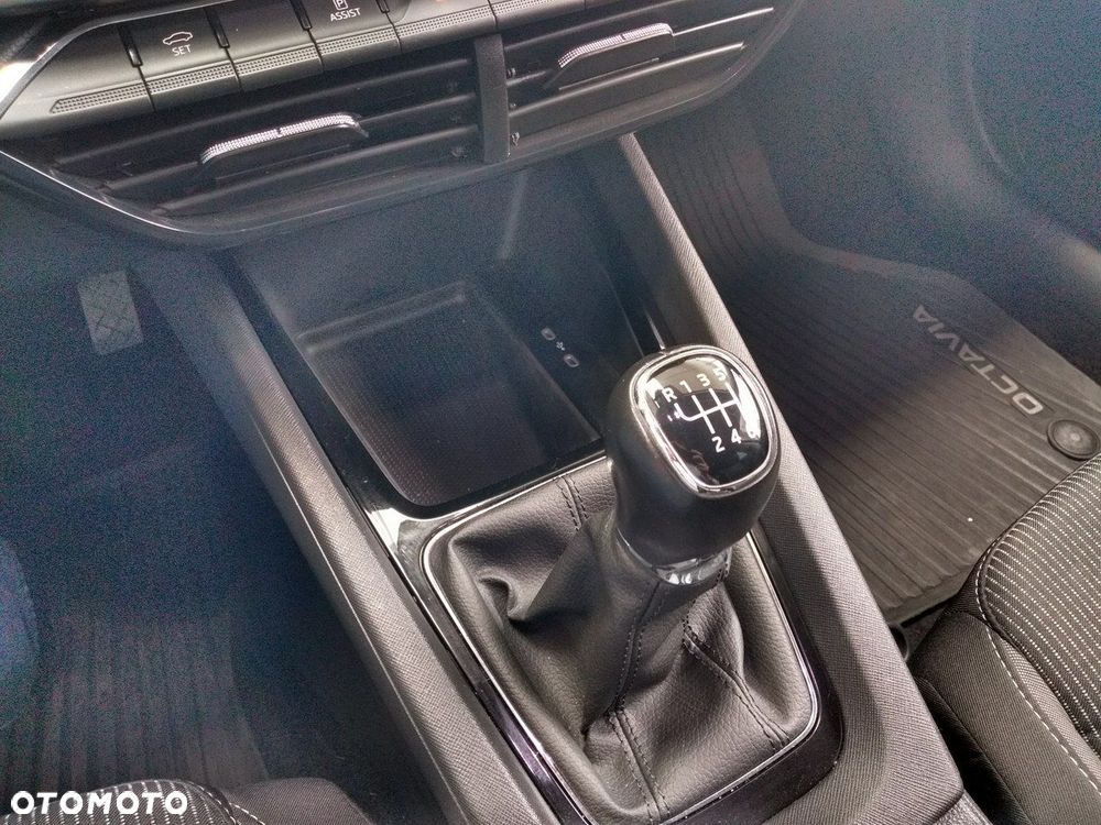 Skoda Octavia - 13