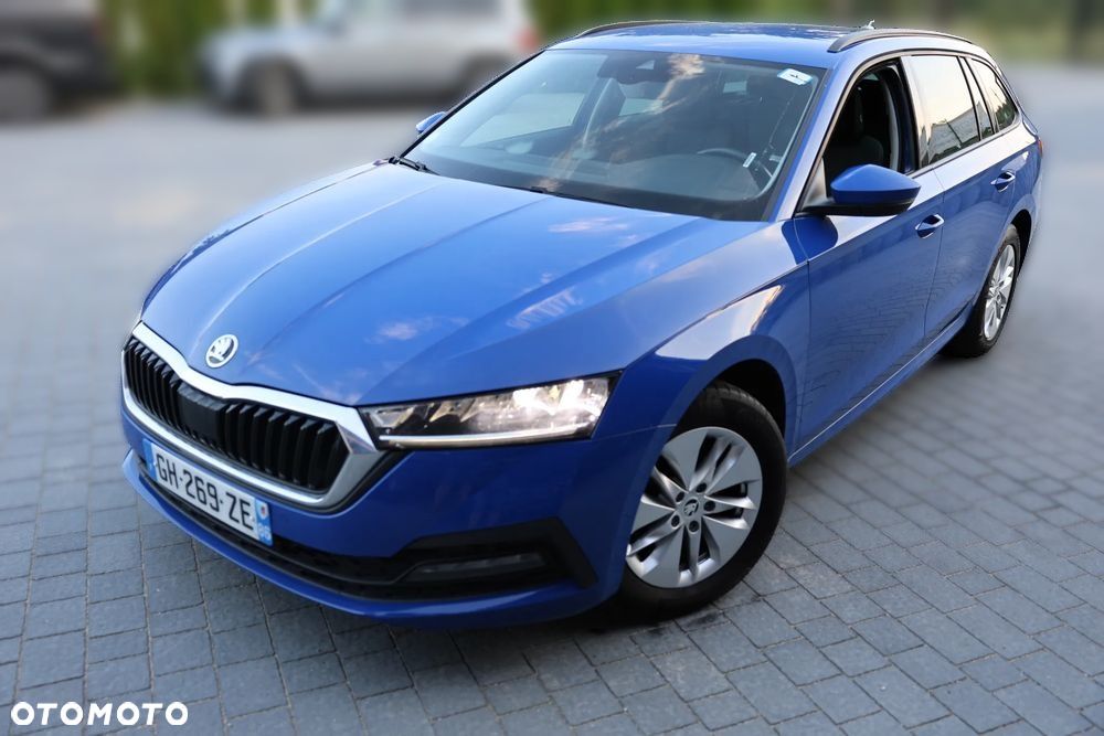Skoda Octavia 2.0 TDI DSG Ambition - 3