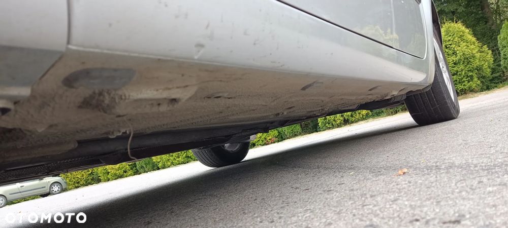 Renault Megane 1.6 Authentique - 4