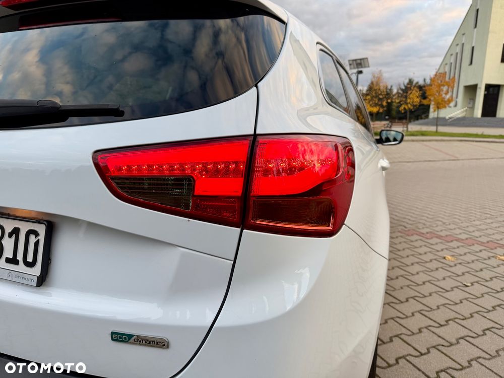 Kia Ceed - 15