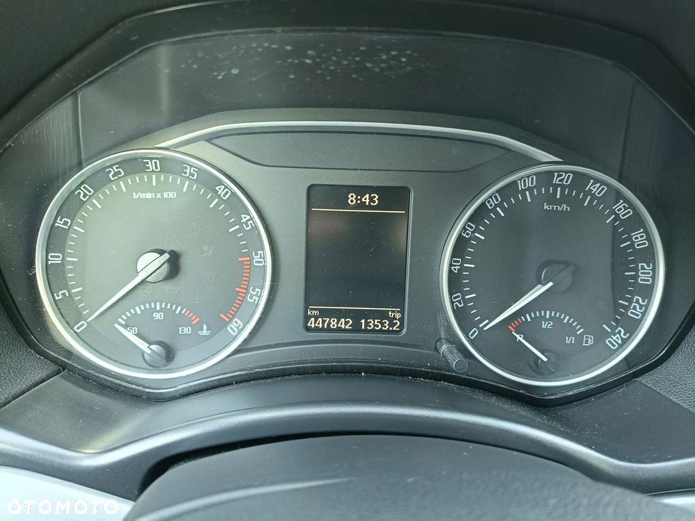 Skoda Octavia 1.6 TDI Greenline - 10