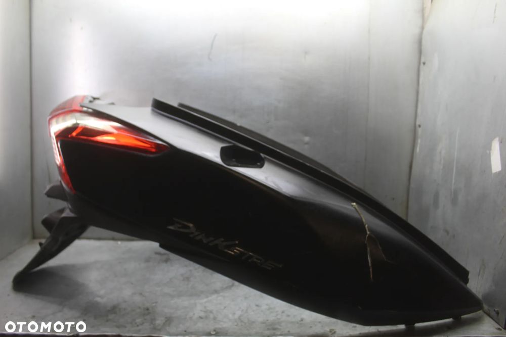 Kymco Downtown Dinkstreet 125  bok boczek ogon lampa tył - 2