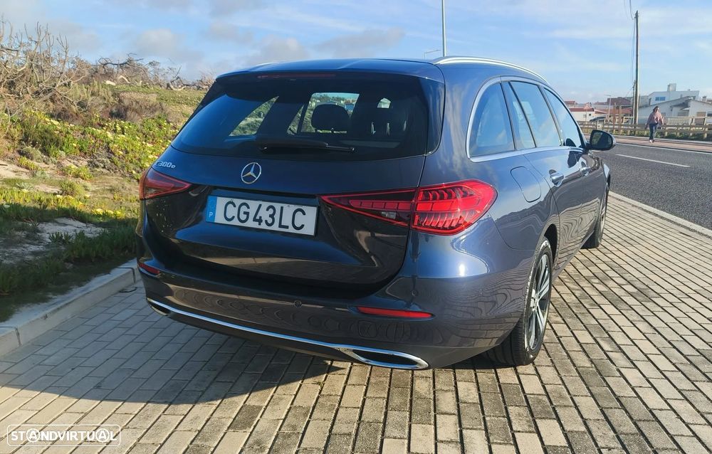 Mercedes-Benz C 300 e T 9G-TRONIC Avantgarde - 3