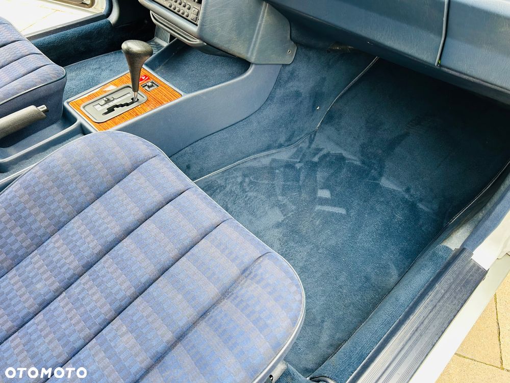 Mercedes-Benz W201 (190) - 15