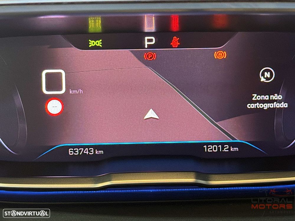 Peugeot 3008 1.5 BlueHDi Allure Pack EAT8 - 26