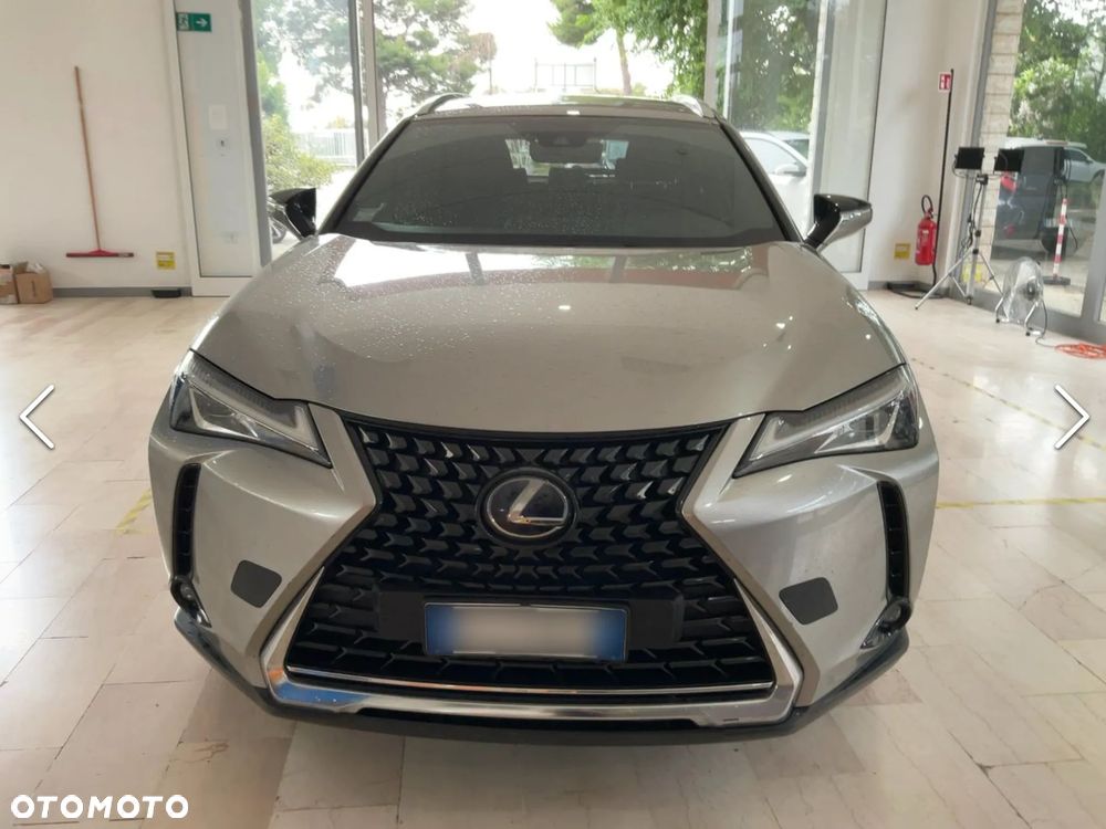 Lexus UX 250h Executive Line - 6