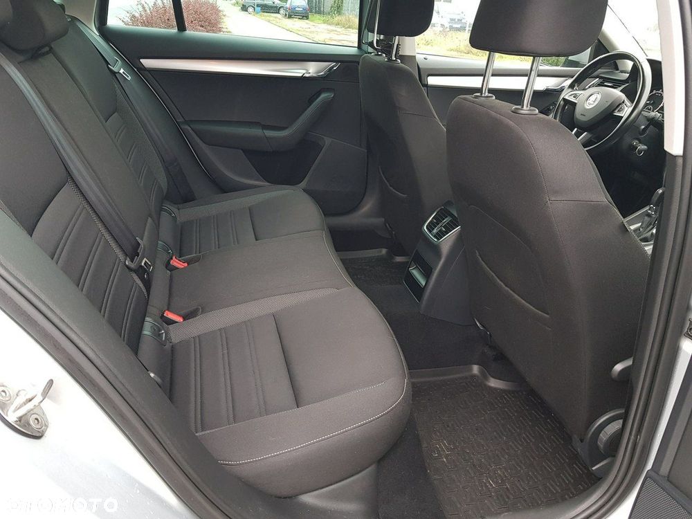 Skoda Octavia - 15