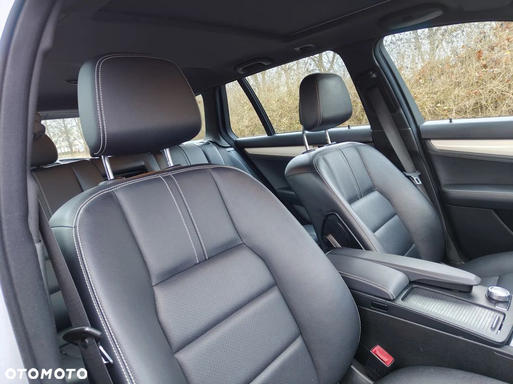 Mercedes-Benz Klasa C 220 CDI 7G-TRONIC Avantgarde Edition - 33