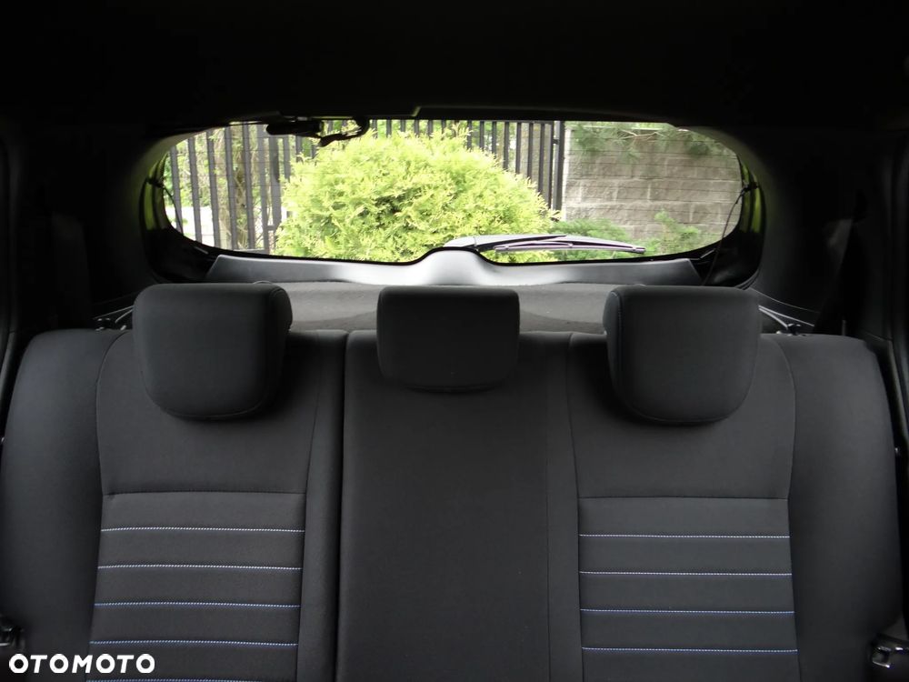 Toyota Yaris 1.5 Premium - 27