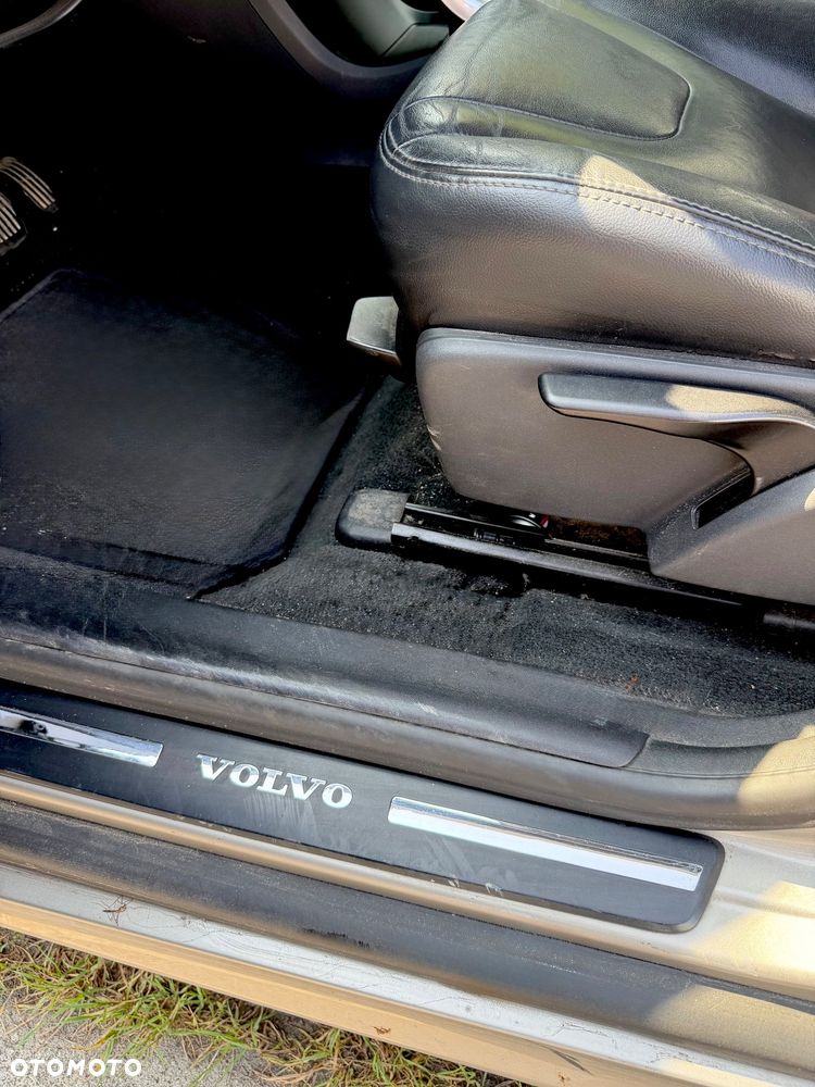 Volvo XC 60 D4 Geartronic Momentum - 10