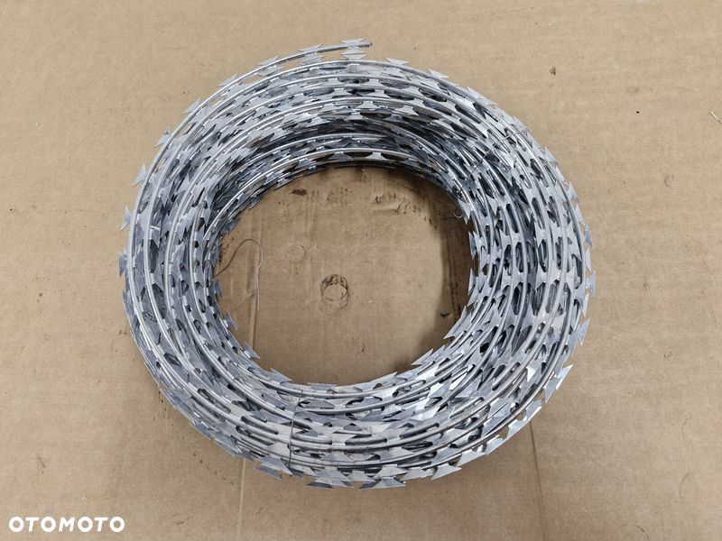 MFH DRUT KOLCZASTY OCHRONNY ZASIEK ŻYLETKOWY SPIRALA OCYNK 50 M - 1