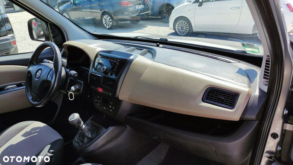 Opel Combo Tour L1H1 - 24