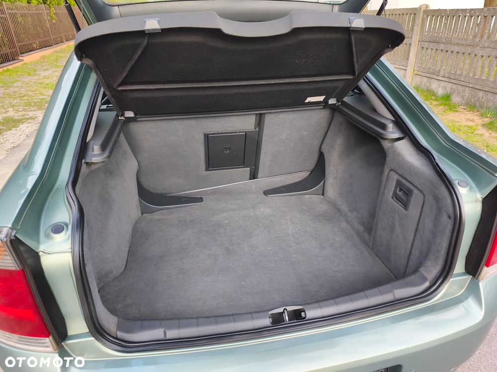 Opel Vectra 1.8 Sport/GTS - 28